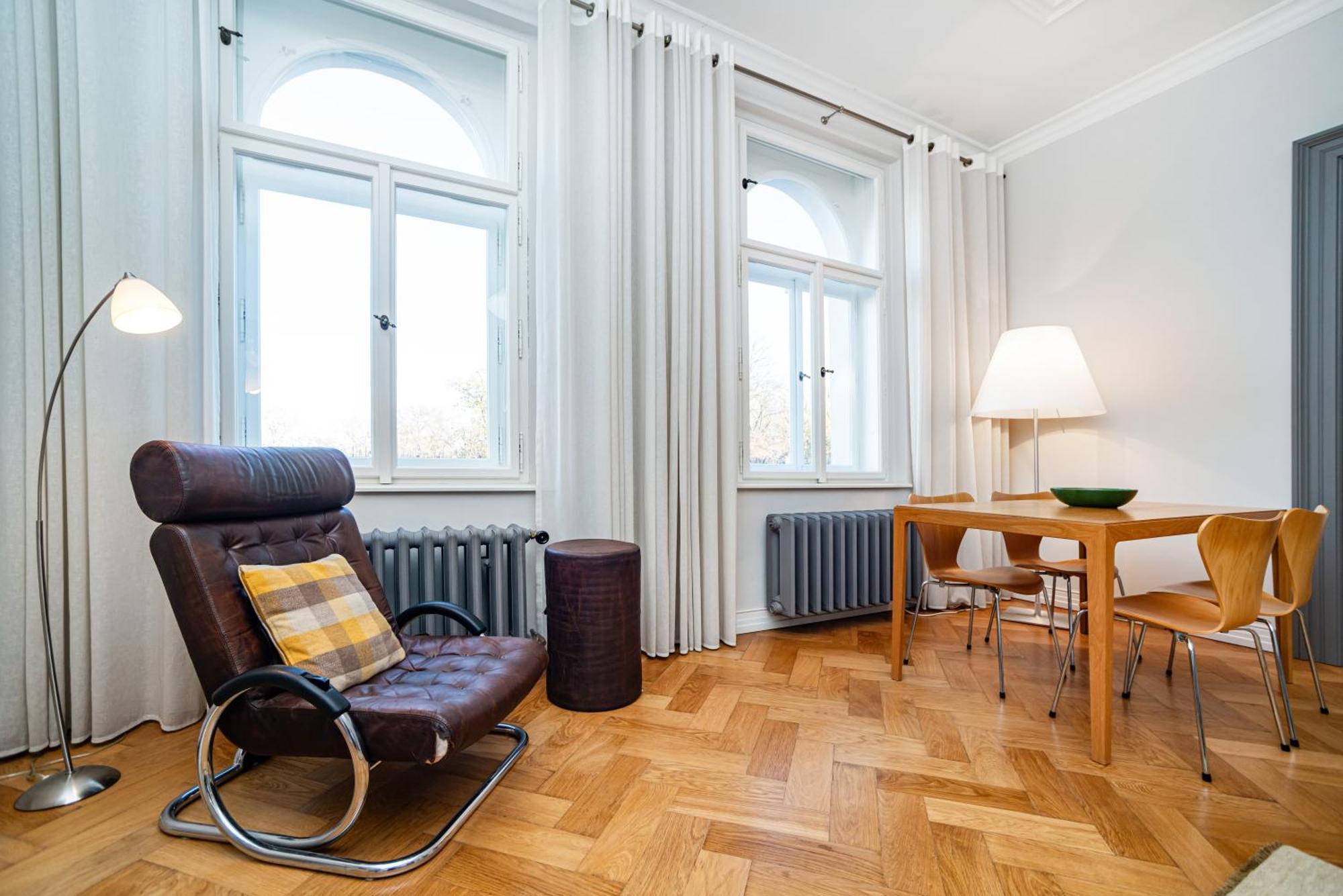 Amazing One-bedroom Apartment *